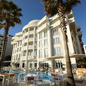 Hotel Palace &